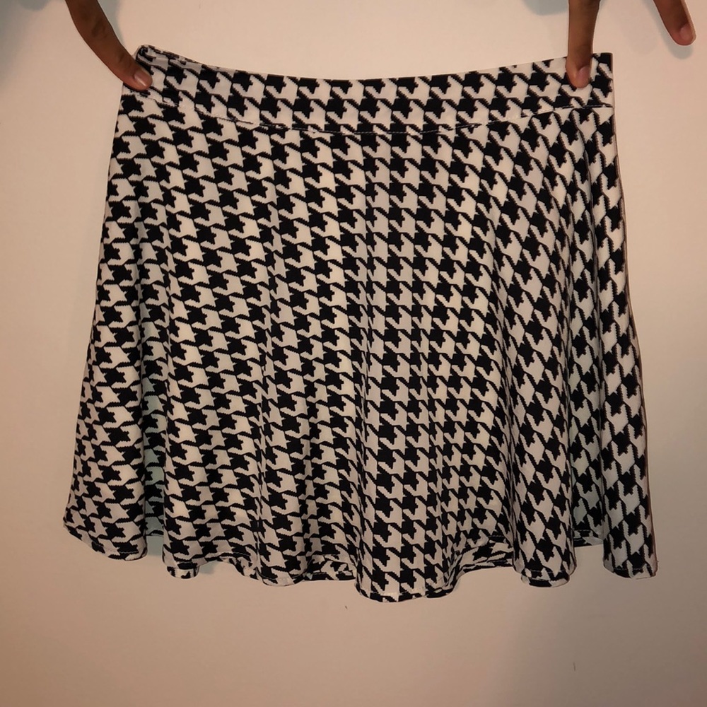 Forever 21 Houndstooth Skirt